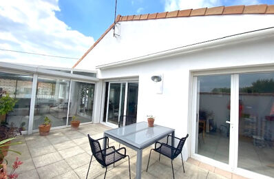 vente maison 530 000 € à proximité de Saint-Michel-en-l'Herm (85580)