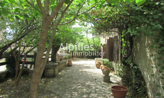 Maison 8 Pièces 229 m² à vendre à Mouriès (13890)