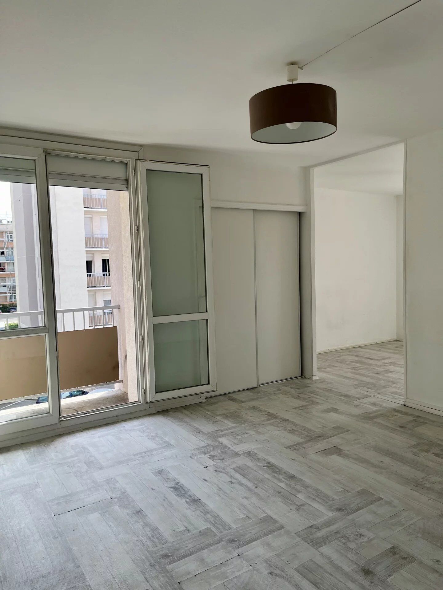 Appartement 4 pièces  à vendre Montélimar 26200