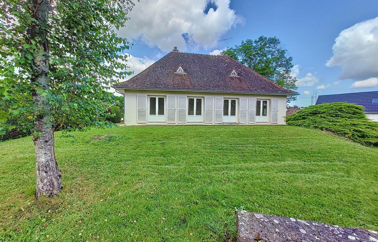 maison 4 pièces 111 m2 à vendre à Bellerive-sur-Allier (03700)