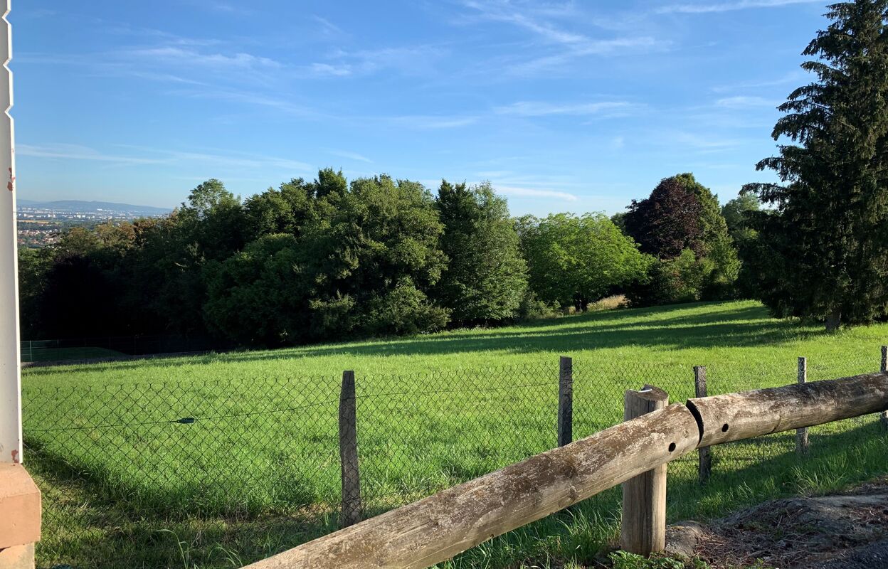 terrain  pièces 800 m2 à vendre à Saint-Pierre-de-Chandieu (69780)