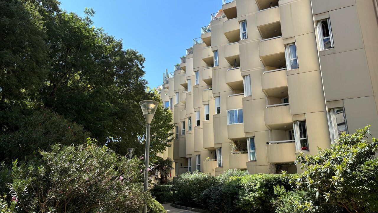 appartement 3 pièces 74 m2 à vendre à Marseille 8 (13008)