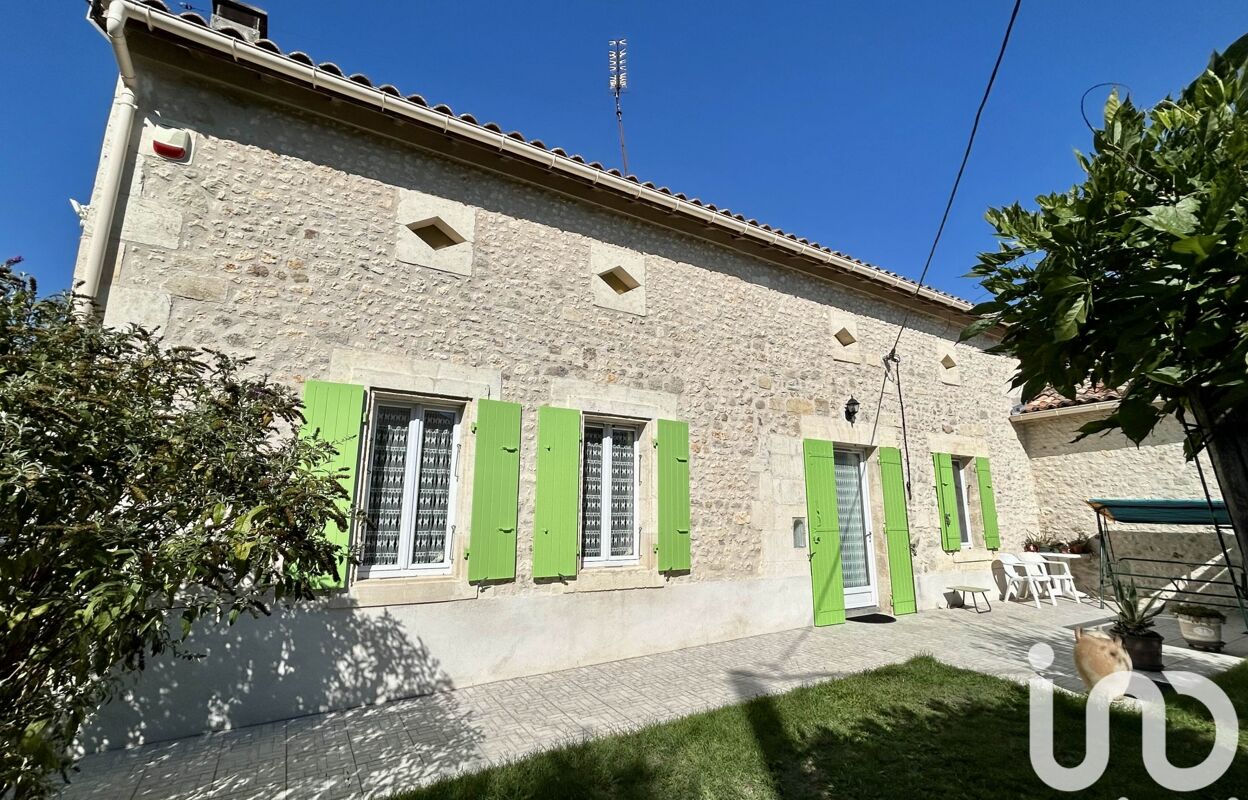 maison 3 pièces 117 m2 à vendre à Chevanceaux (17210)