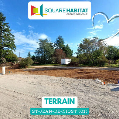 Terrain 845 m²