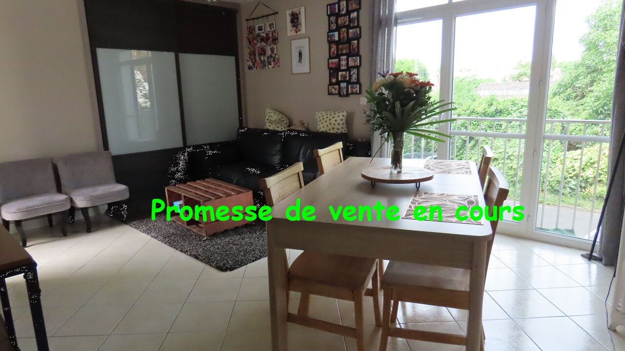 appartement 2 pièces 45 m2 à vendre à Saint-Jean-de-la-Ruelle (45140)