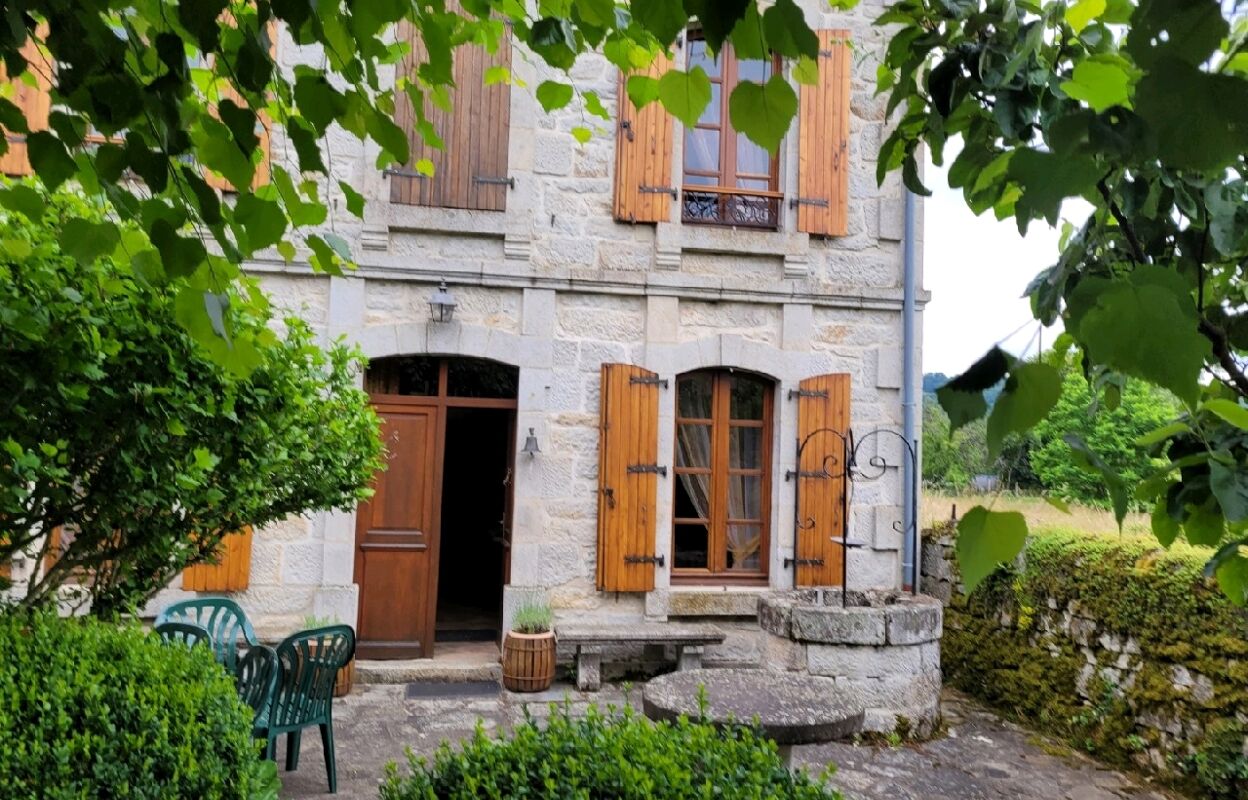 maison 5 pièces 120 m2 à vendre à Menet (15400)