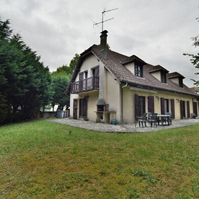 Maison 7 pièces 190 m²