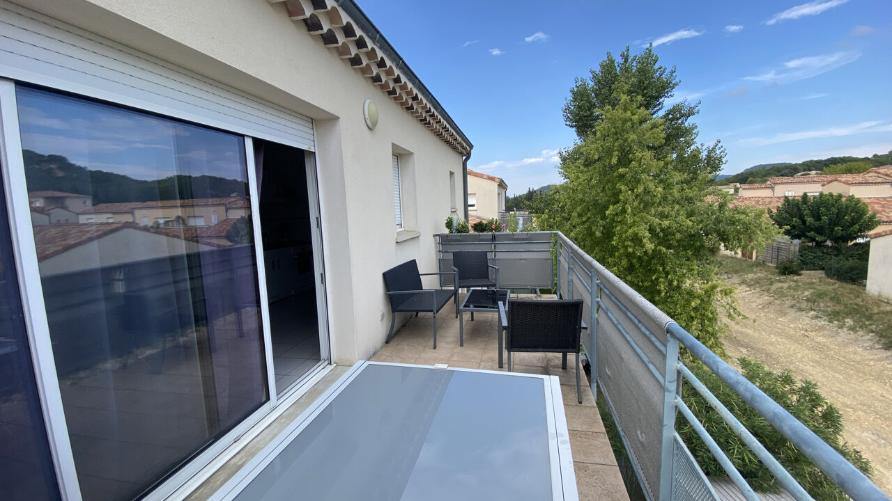 appartement 3 pièces 65 m2 à louer à Saint-Paul-Trois-Châteaux (26130)