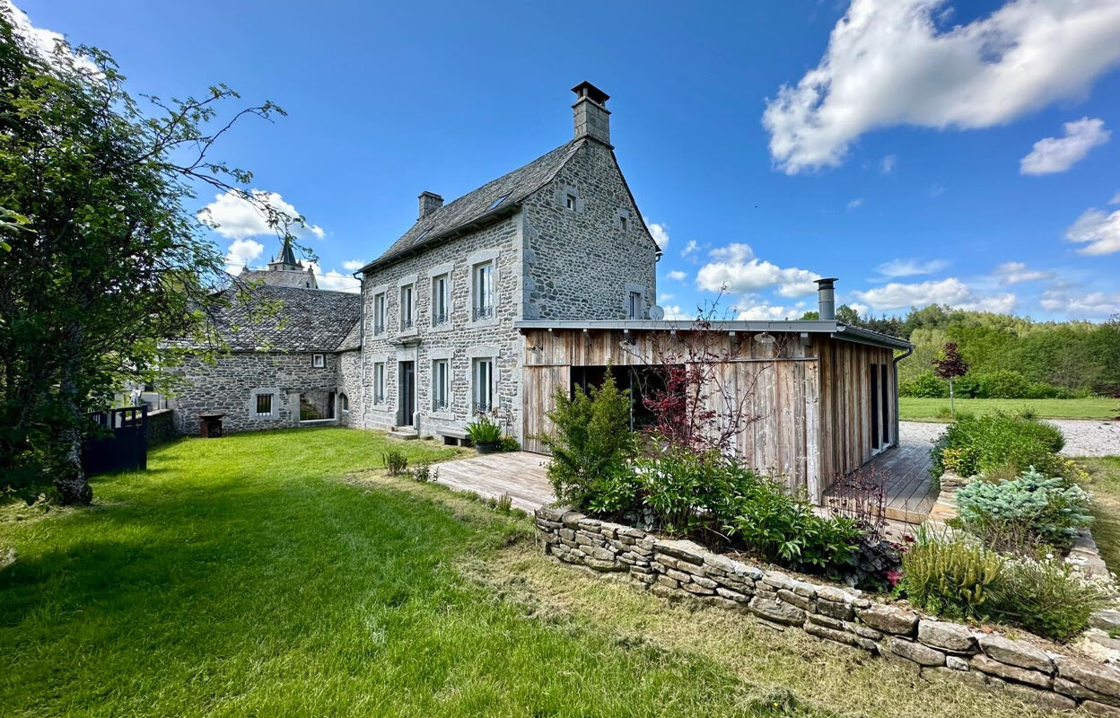 maison 8 pièces 222 m2 à vendre à Montpeyroux (12210)