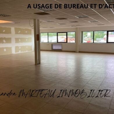 Bureau 140 m²