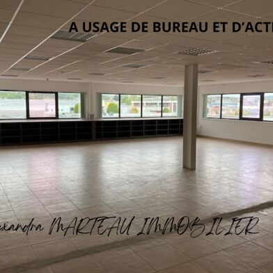 Bureau 140 m²