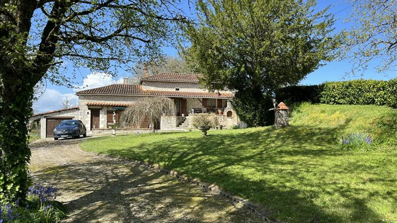 maison 5 pièces 115 m2 à vendre à Montboyer (16620)