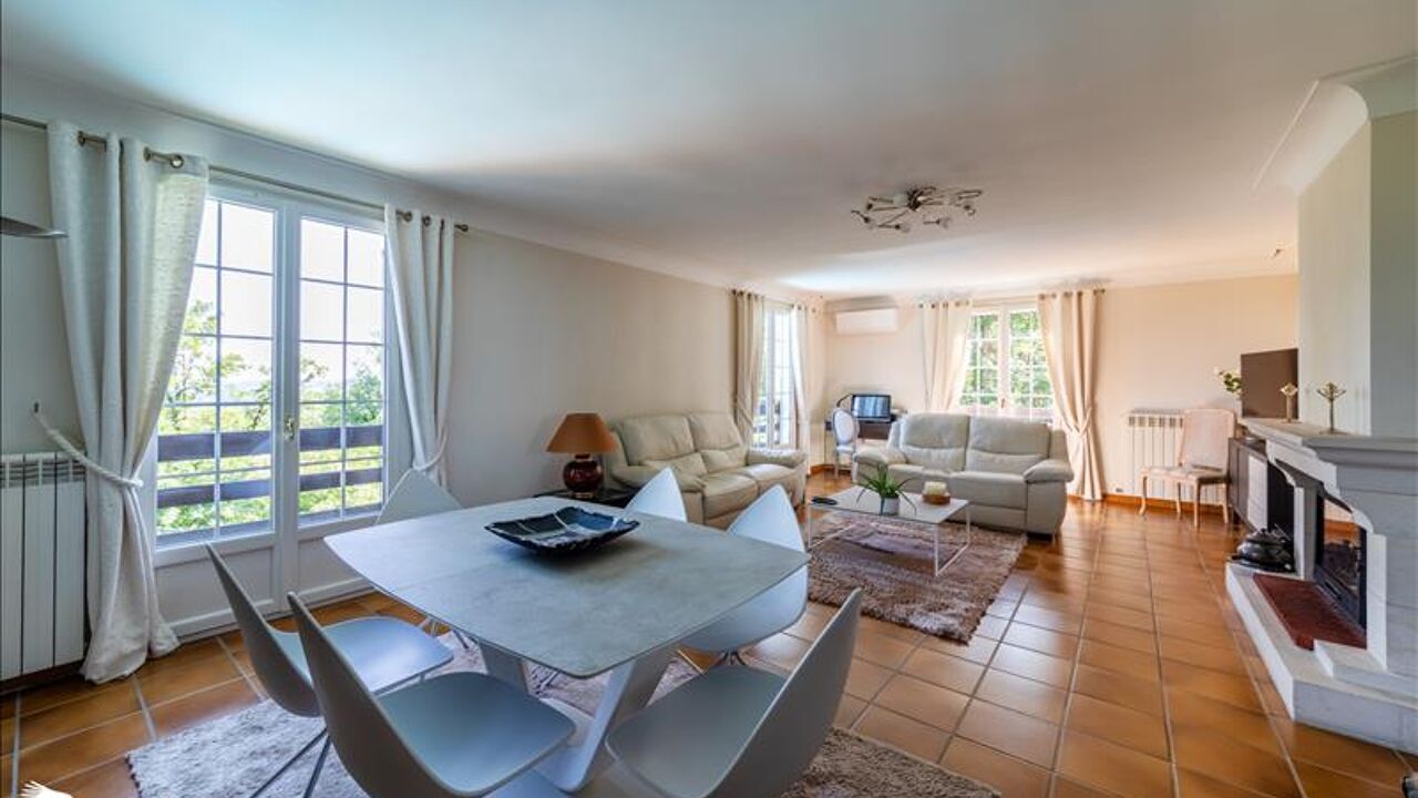 maison 7 pièces 203 m2 à vendre à Agen (47000)