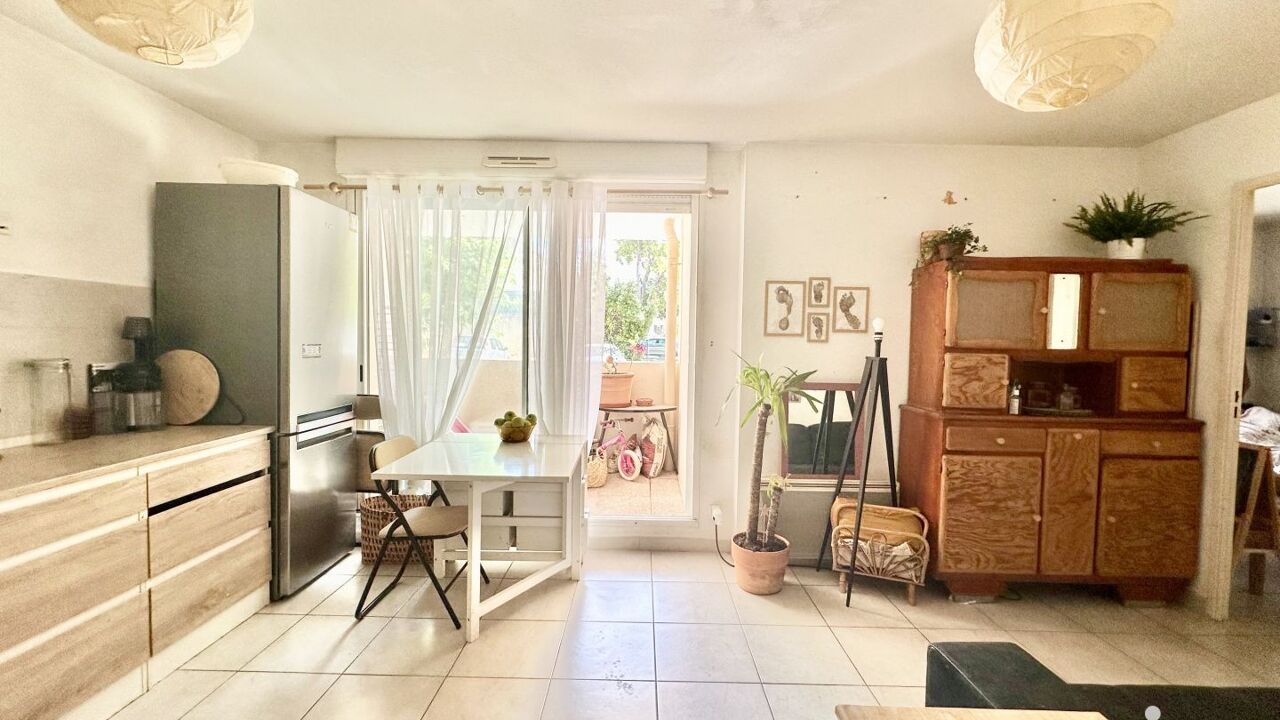 appartement 2 pièces 35 m2 à vendre à Hyères (83400)