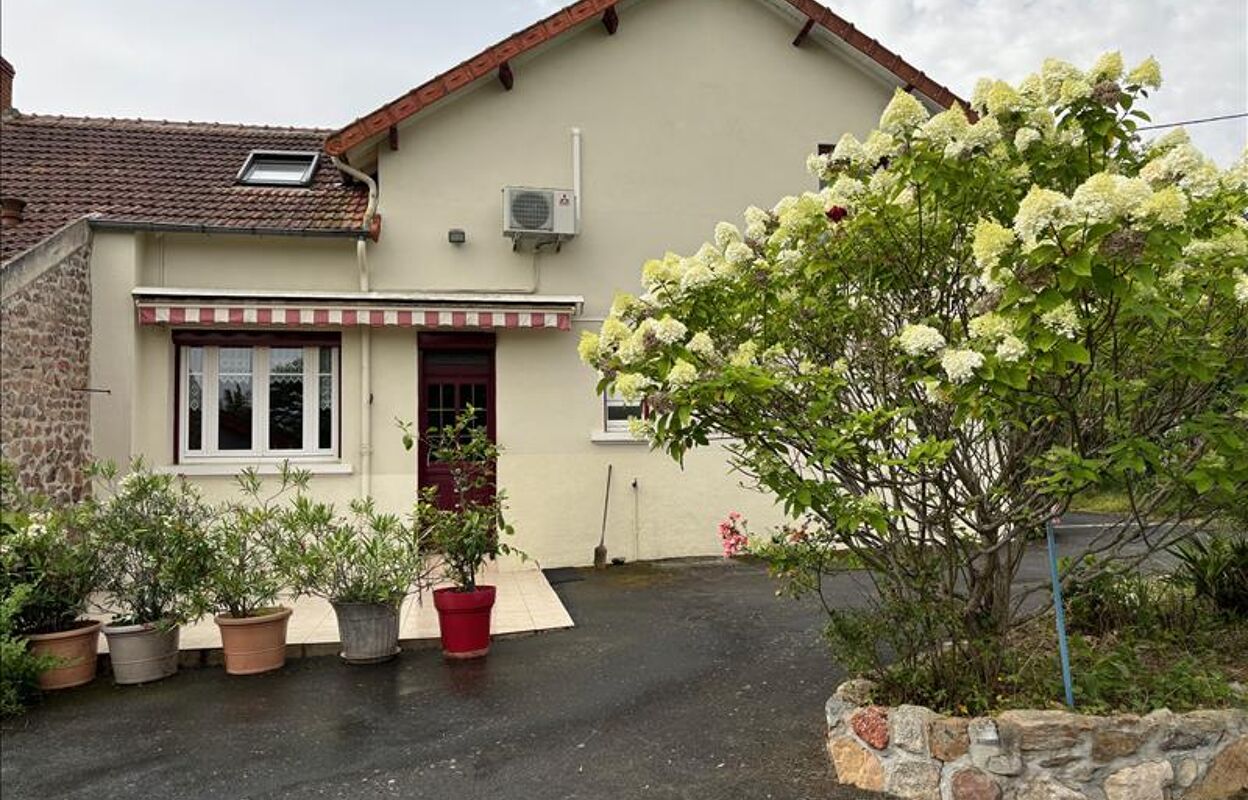 maison 6 pièces 151 m2 à vendre à Domérat (03410)