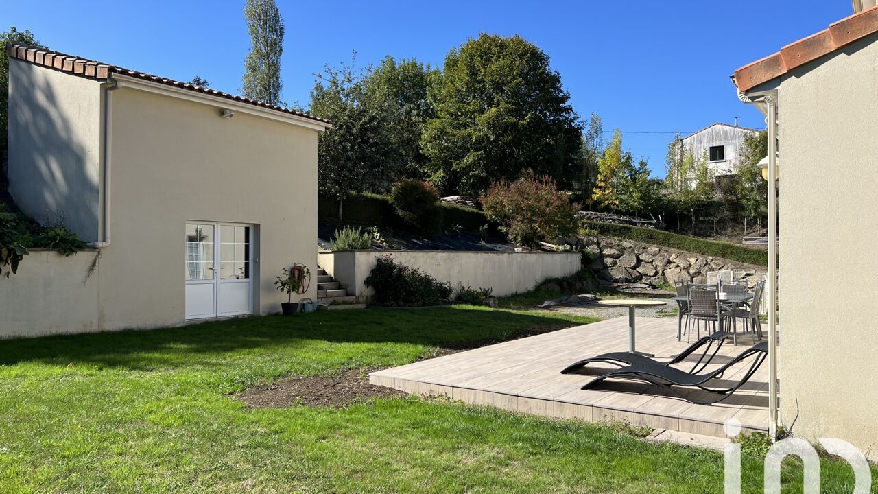 maison 6 pièces 162 m2 à vendre à Réaumur (85700)