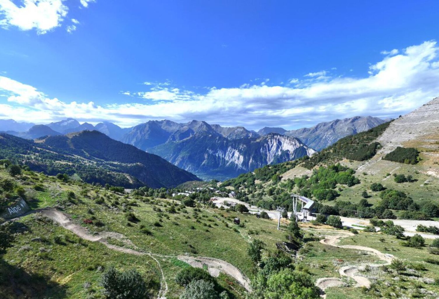 Vente appartement 2 pièces 53 m² Huez (38750) — photo 1