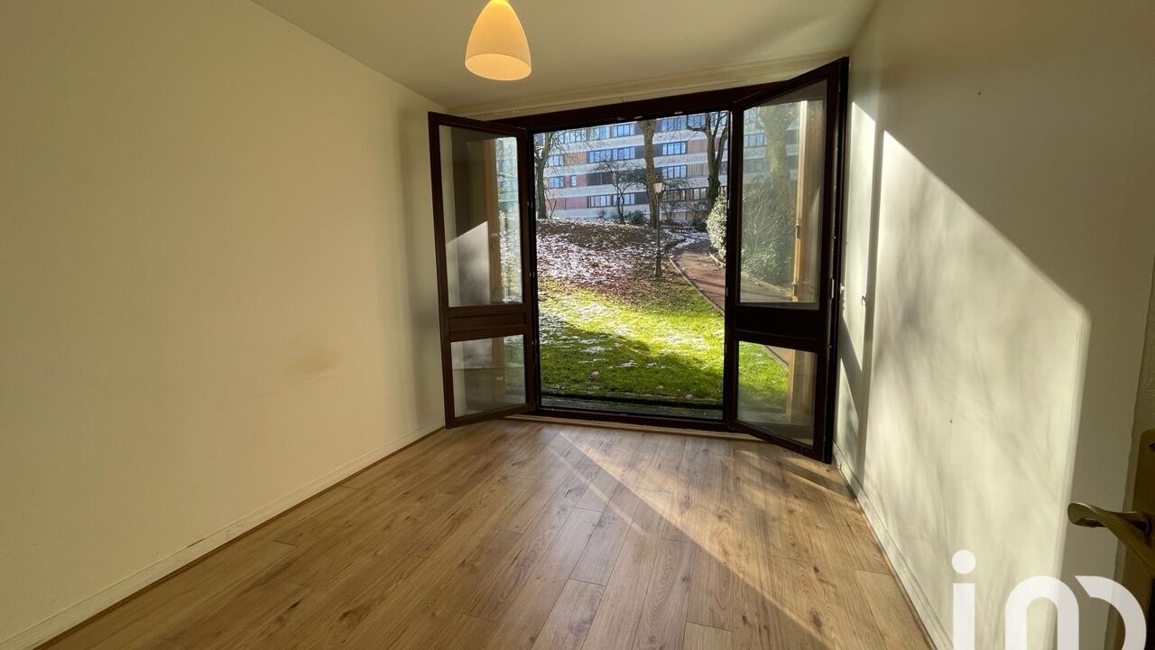 appartement 2 pièces 27 m2 à vendre à Fontenay-le-Fleury (78330)