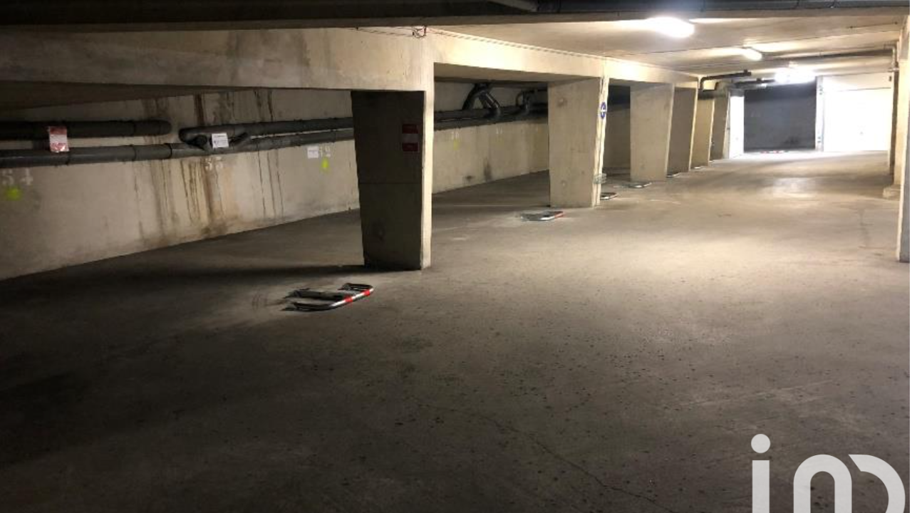 garage  pièces 13 m2 à vendre à Montpellier (34000)