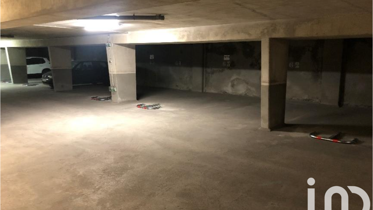 garage  pièces 10 m2 à vendre à Montpellier (34000)