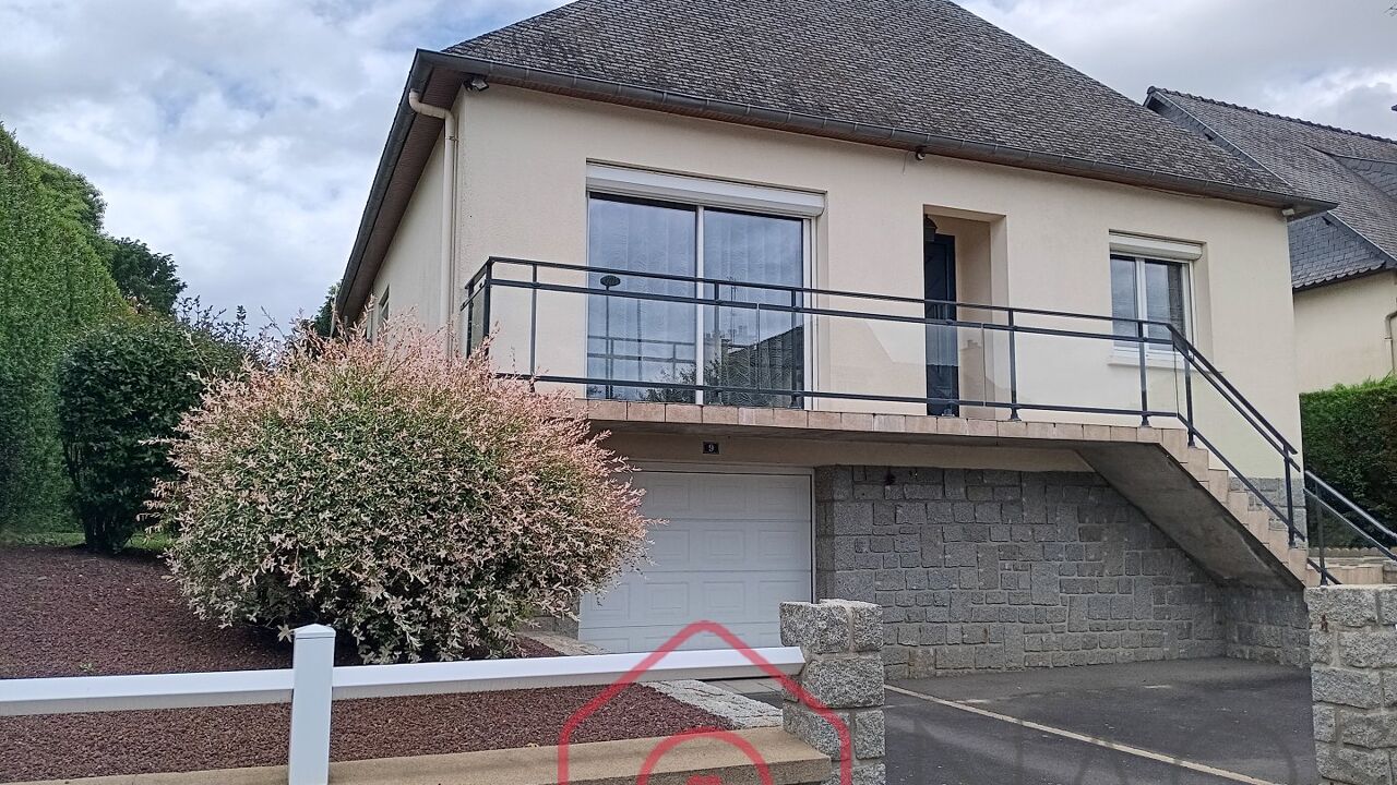 maison 6 pièces 115 m2 à vendre à Saint-Etienne-en-Cogles (35460)