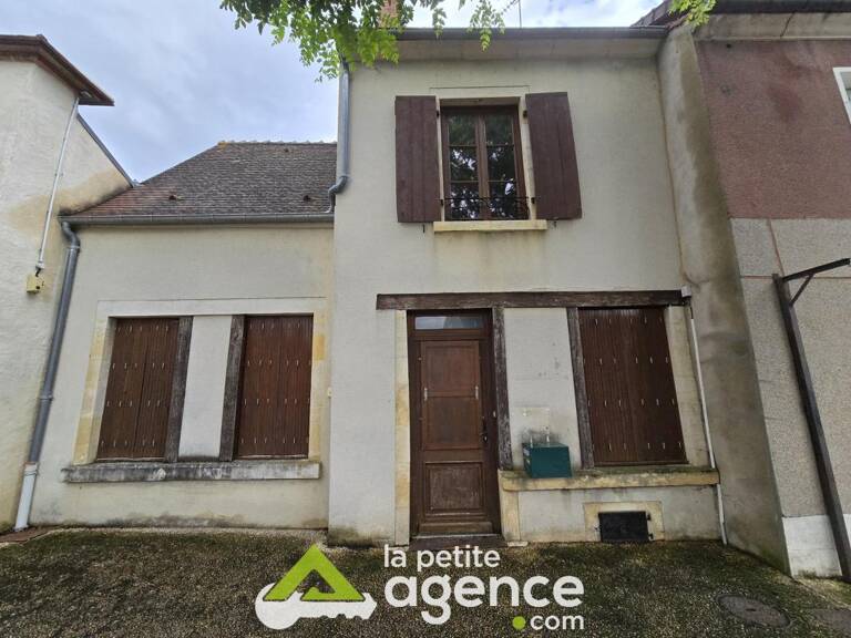 DUN SUR AURON : Maison de ville en hyper centre avec cour et — photo 1