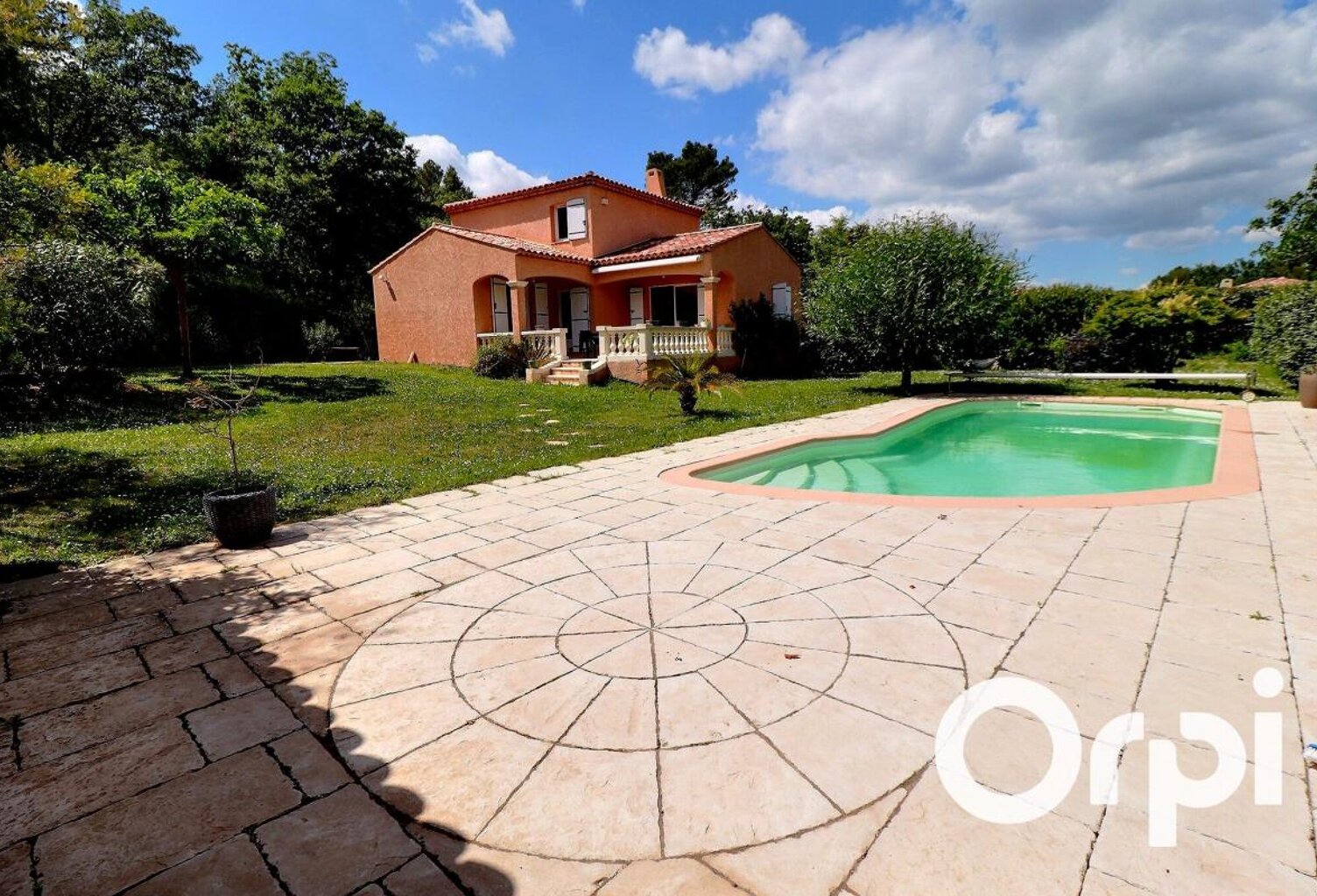 Maison Mimet de 134 m² et piscine — photo 1