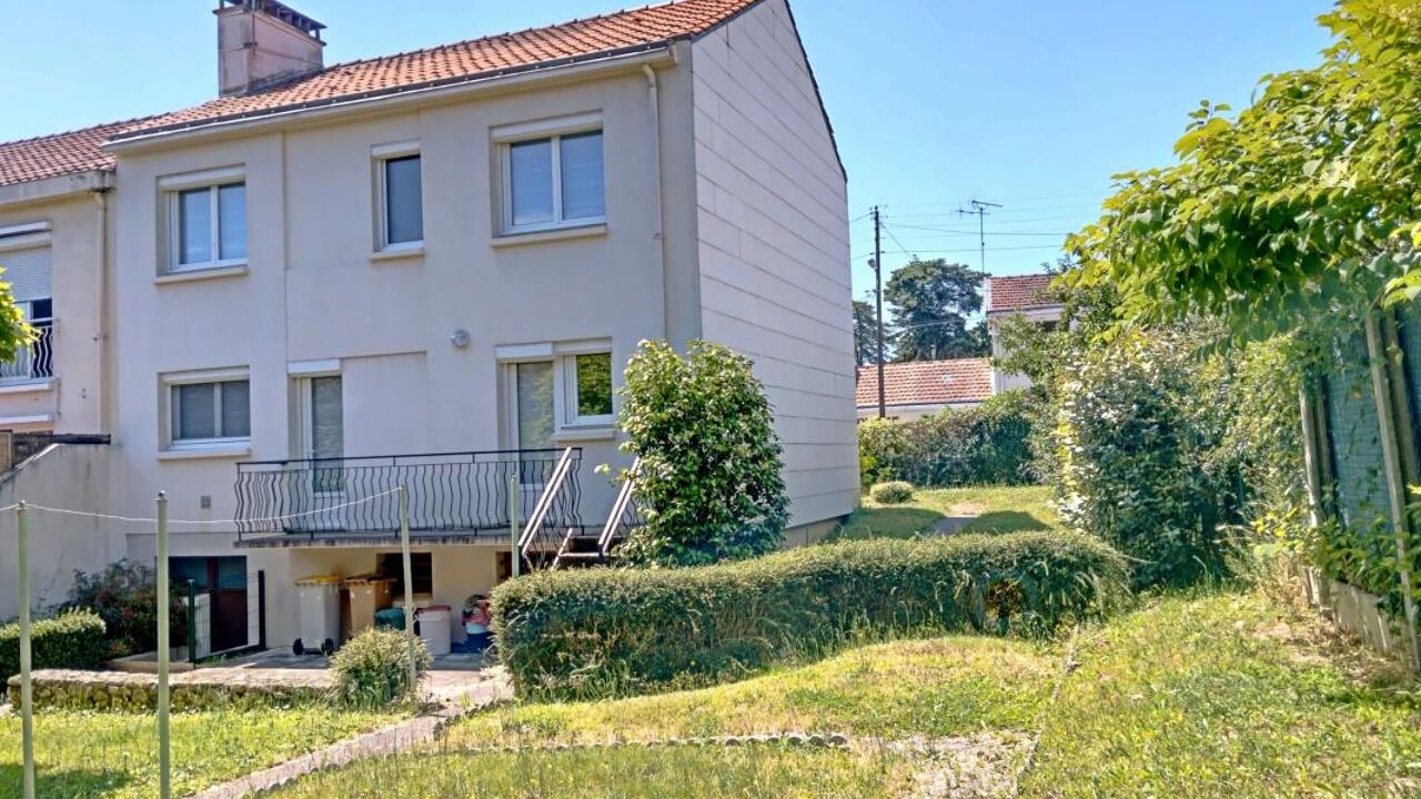 maison 6 pièces 106 m2 à vendre à Cholet (49300)