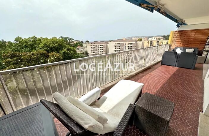 LOCATION SAISONNIÈRE - APPARTEMENT 4 COUCHAGES - ANTIBES — photo 4