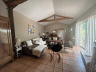 MAISON AVEC JARDIN ET GARAGE A SAINTES — photo 4