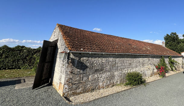 Villa / Maison 6 pièces  à vendre Saintes 17100