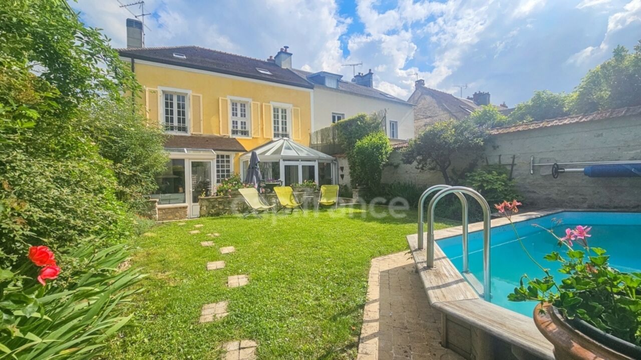 maison 9 pièces 210 m2 à vendre à Étampes (91150)