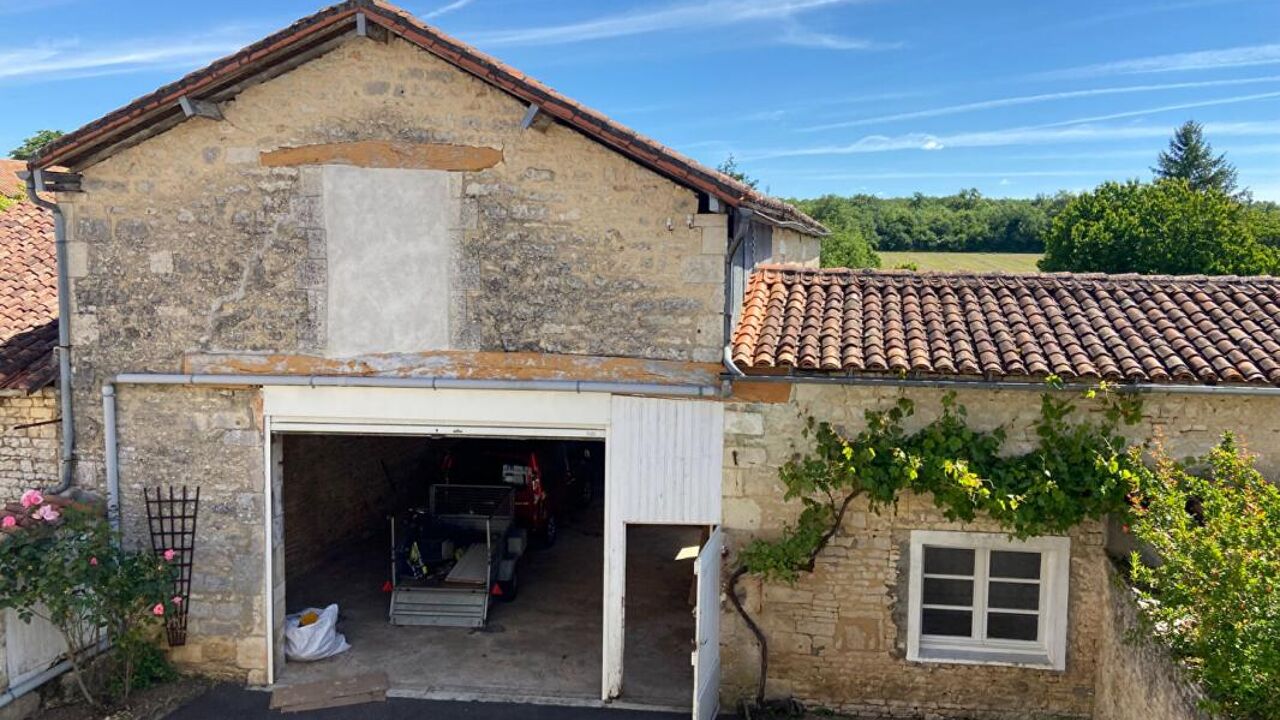 maison 6 pièces 163 m2 à vendre à Aunac-sur-Charente (16460)