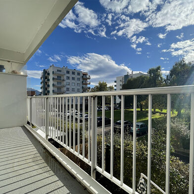 Appartement 4 pièces 472500 €