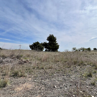 Local industriel  97000 €