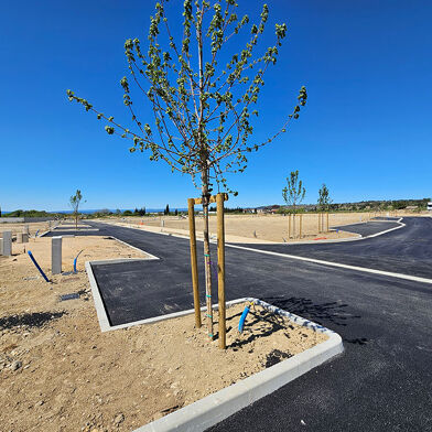 Local industriel  95000 €