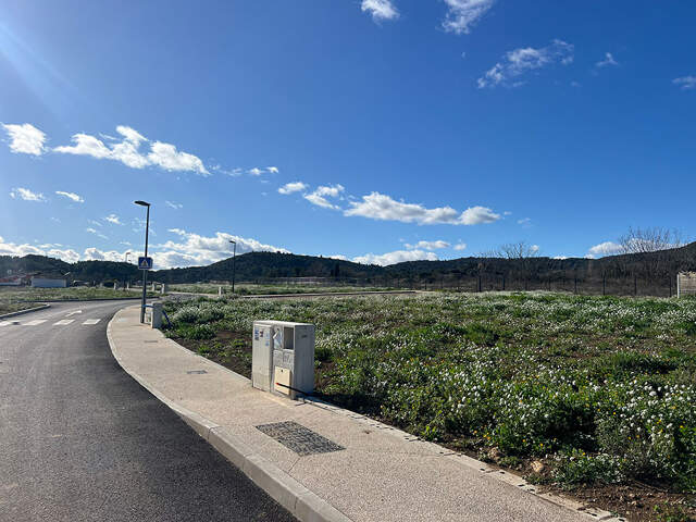 Terrain - 399 — photo du bien