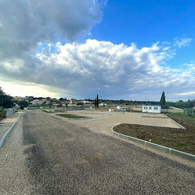 Local industriel  134000 €