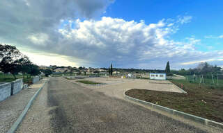 Local industriel  431 m² à vendre à Poulx (30320)