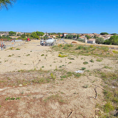 Local industriel  104000 €