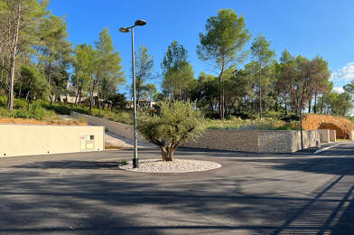 Local industriel  470000 €