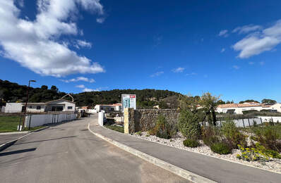 Terrain - 755 — photo du bien