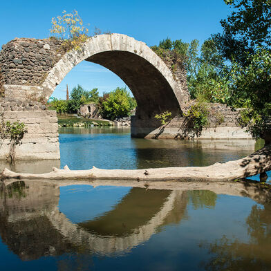 Local industriel  122000 €