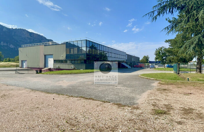 Local Guilherand-Granges + bureaux — photo 2