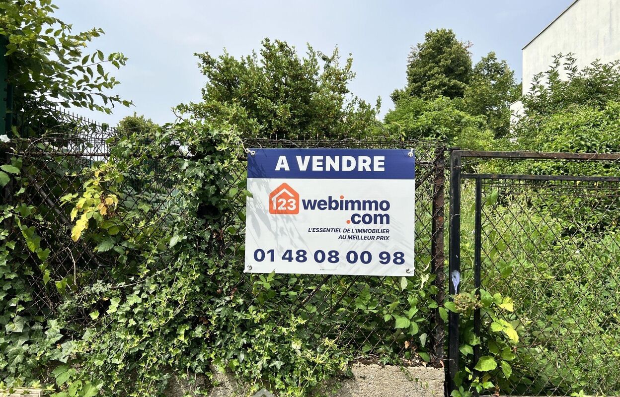 terrain  pièces 287 m2 à vendre à Vitry-sur-Seine (94400)