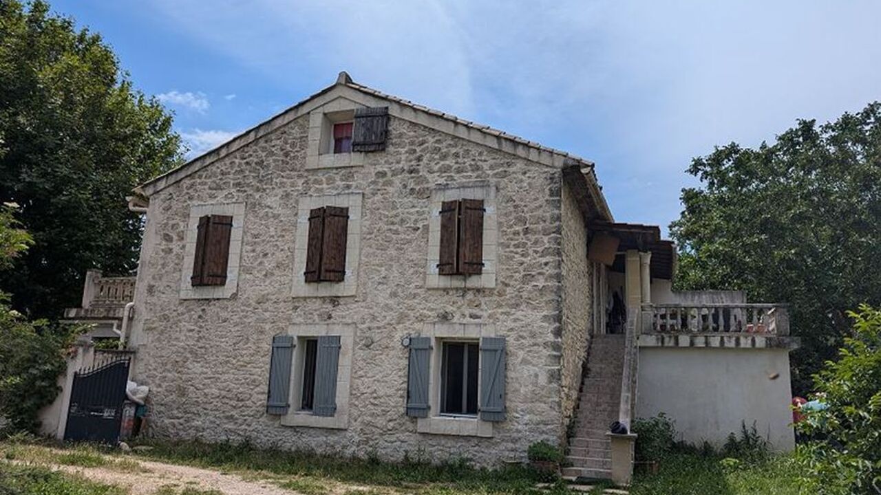 maison 10 pièces 220 m2 à vendre à Mallemort (13370)