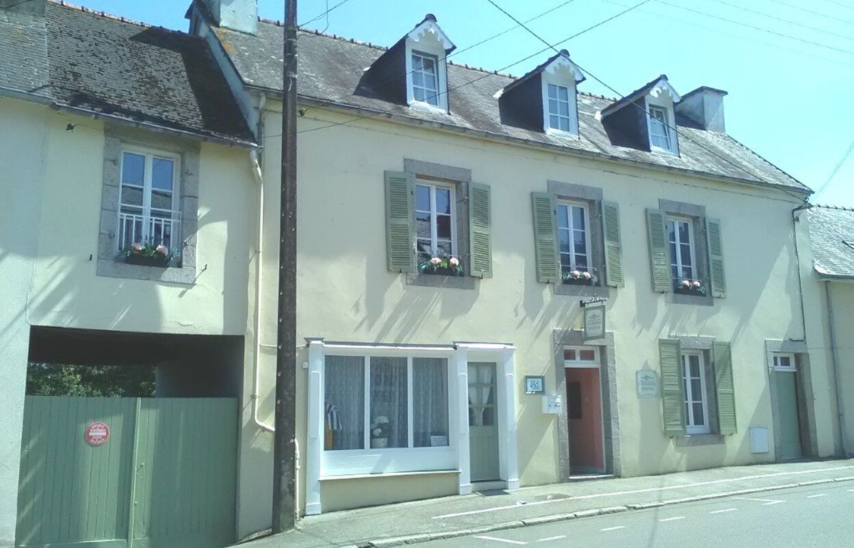 maison 8 pièces 252 m2 à vendre à Châteauneuf-du-Faou (29520)