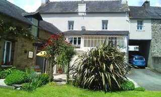 Maison 8 Pièces 168 m² à vendre à Châteauneuf-du-Faou (29520)