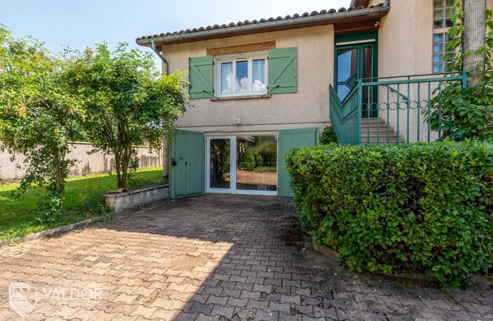 Maison à fort potentiel avec terrain constructible — photo 4