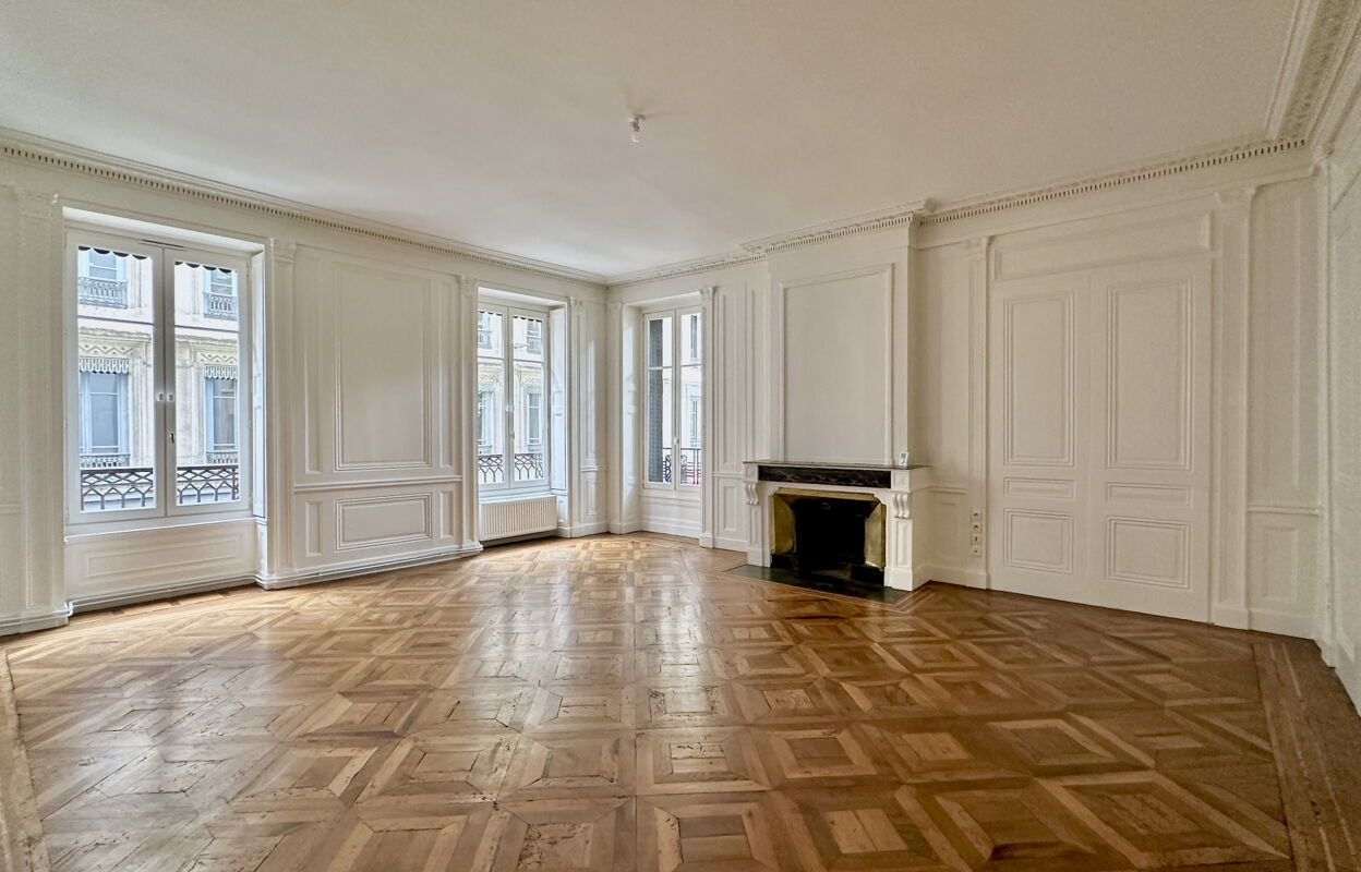 appartement 3 pièces 96 m2 à louer à Lyon 2 (69002)